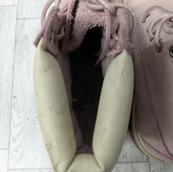 Timberland Pink Kids Lace-Up Boots - Picture 6 of 9